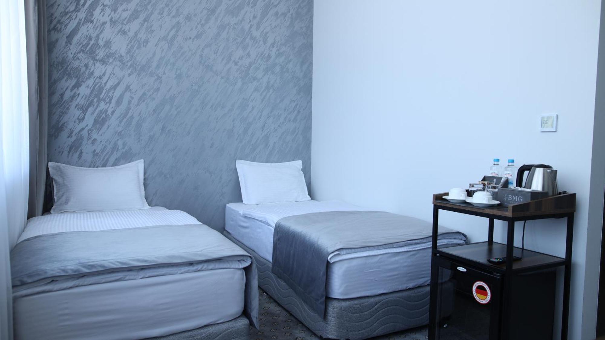 Bmg Hotel By Grigoryans Group Goris Exterior foto